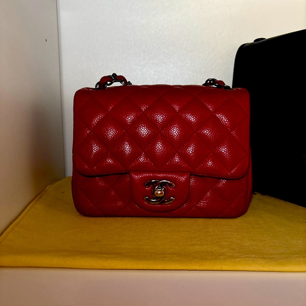 Auth square mini chanel